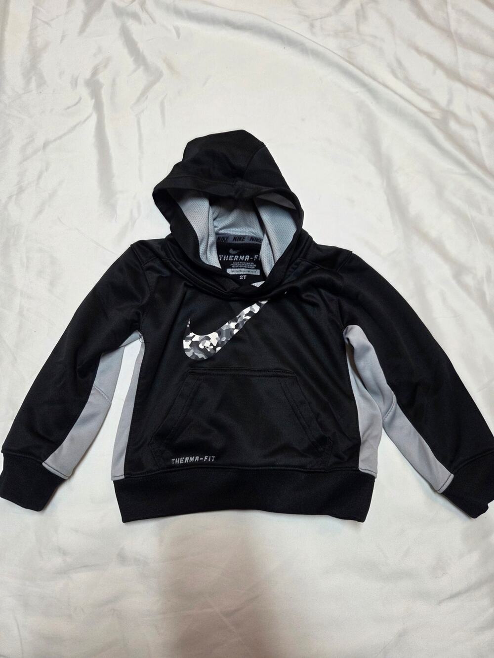 Nike Black & Gray Kids Therma-FIT Hoodie 2T